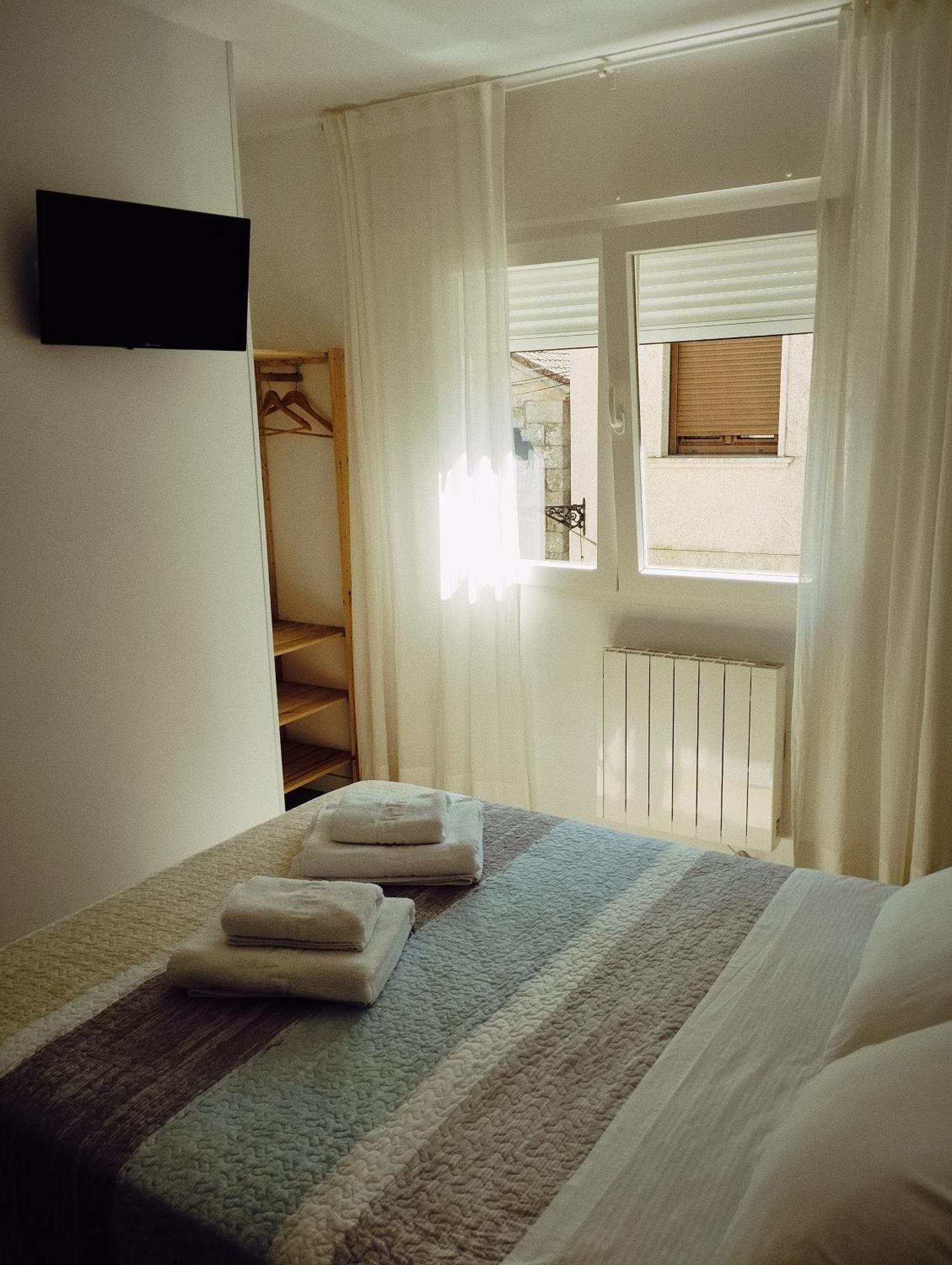 Apartamentos La Capilla Villanueva De Arosa Chambre photo